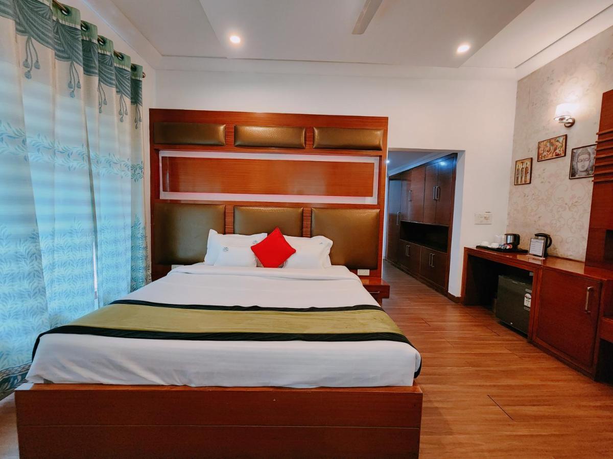 Hotel Bliss Kasauli Exterior photo